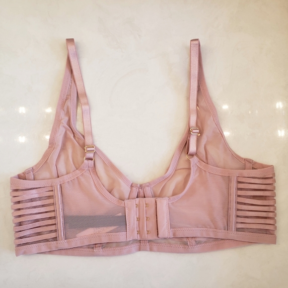 Victoria's Secret Unlined Mesh Bra 34C - Picture 2 of 3